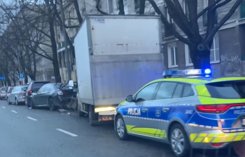 avar-warszawa-02