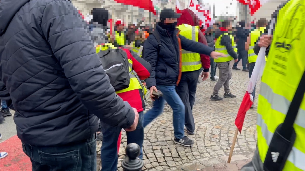 Сколько было человек на акции протеста фермеров 6 марта в Варшаве? Сколько задержано, сколько в больнице? Итоги