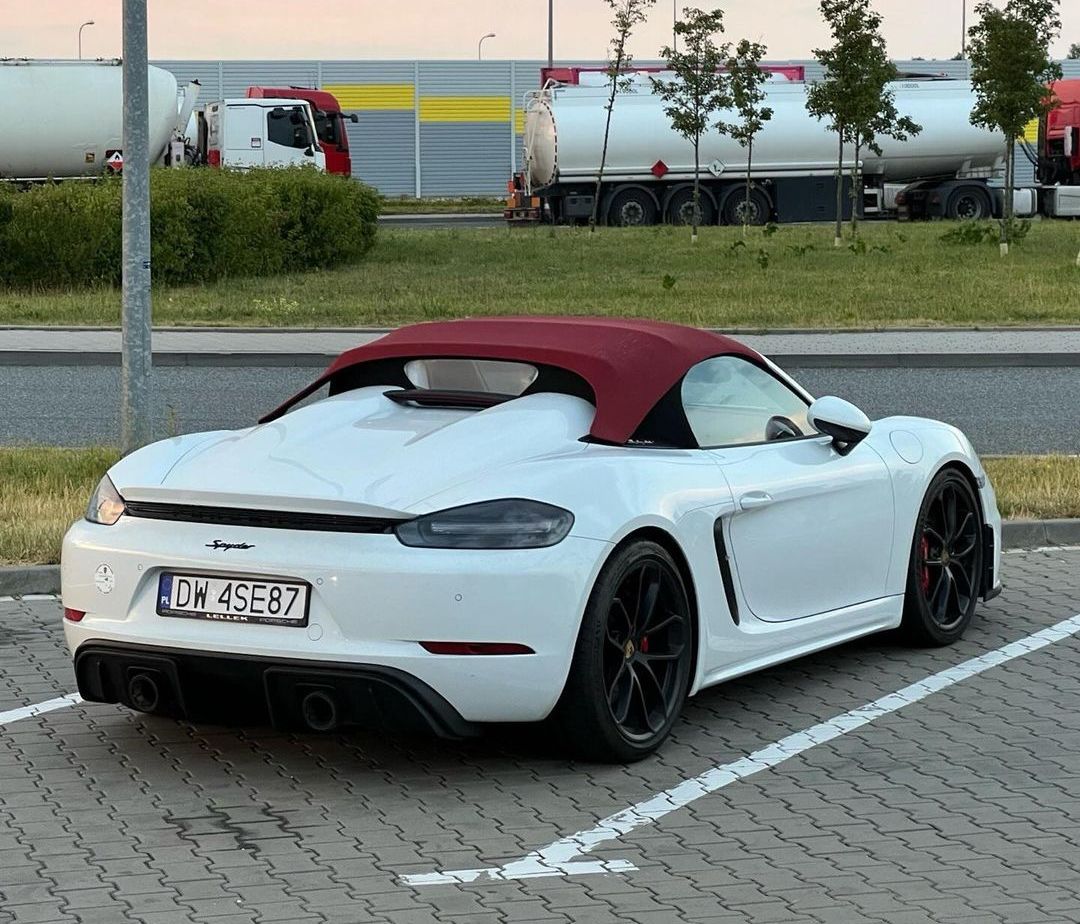 У беларуса в Польше угнали Porsche 718 Spyder стоимостью почти 190 тыс евро