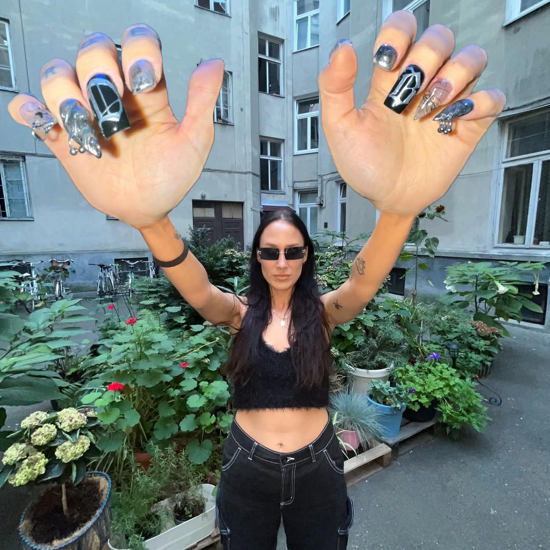 UGLY NAILS warszawa