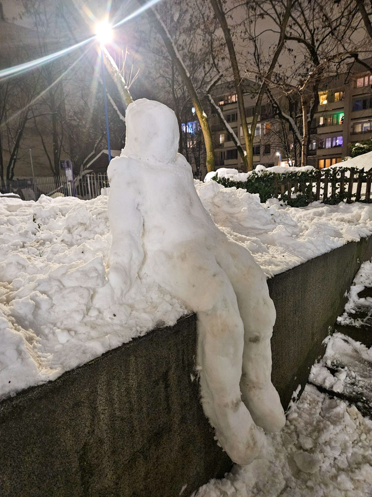 Снеговики в Варшаве