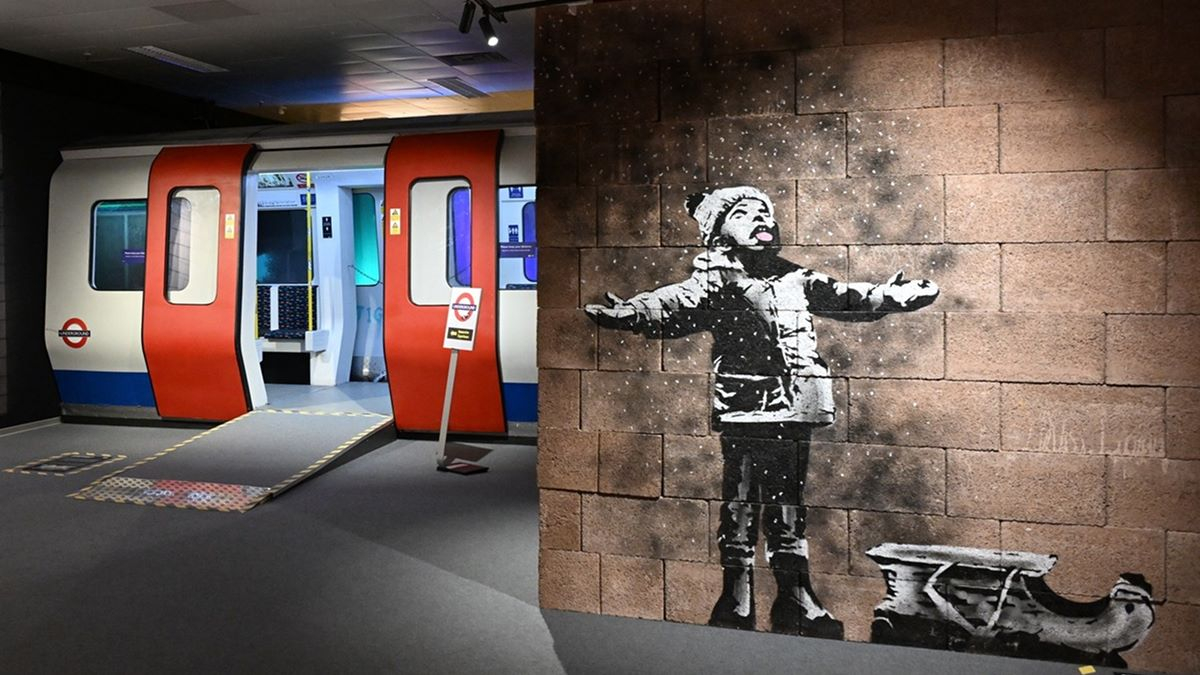 Banksy main