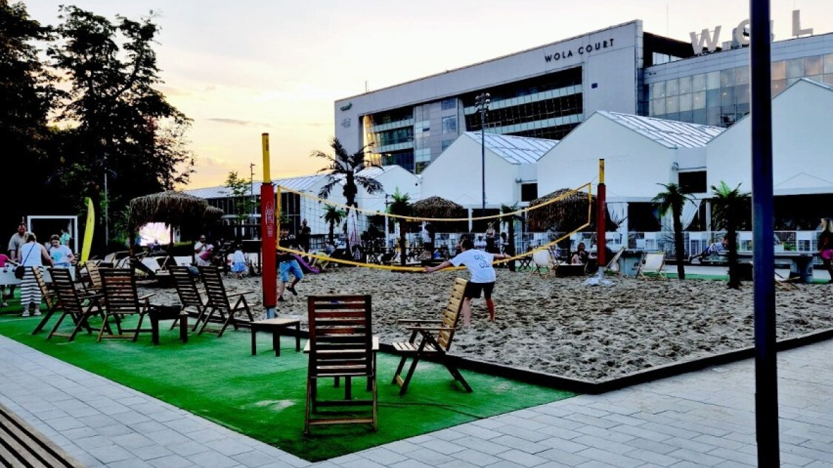 plaza WOLA PARK3