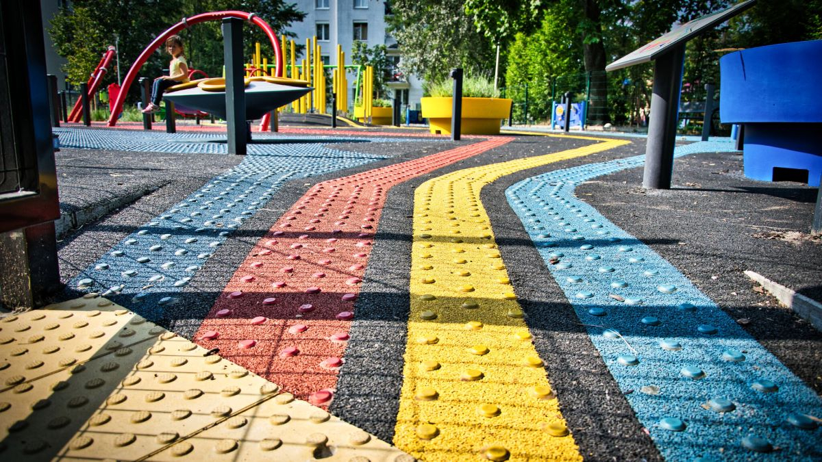 plac zabaw sensoryczny
