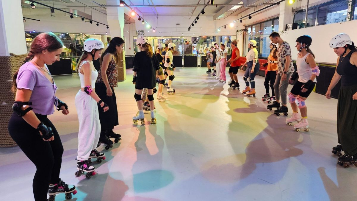 roller disco