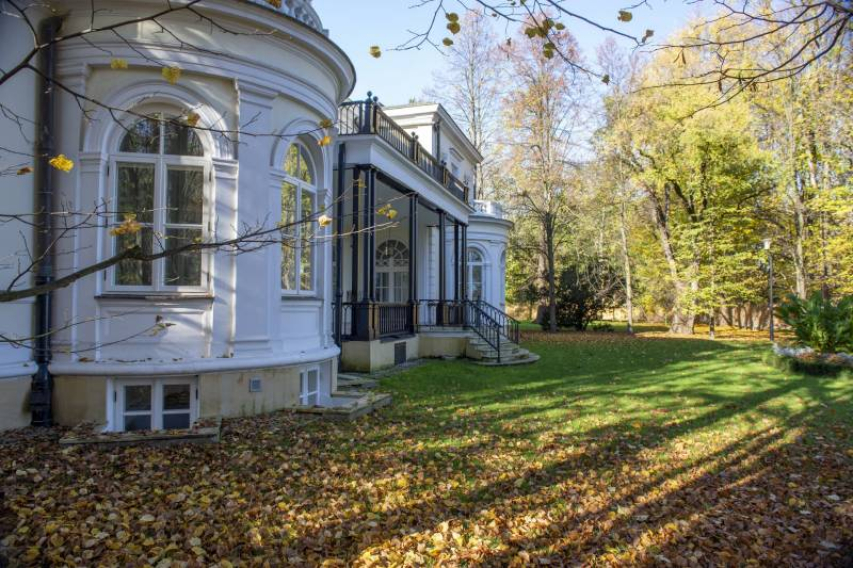 palac Krasinskich2