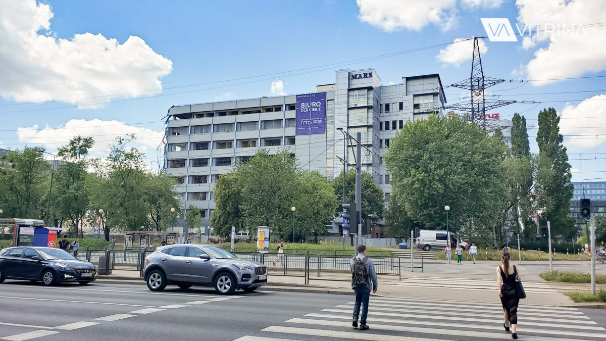 В Варшаве сносят Curtis Plaza