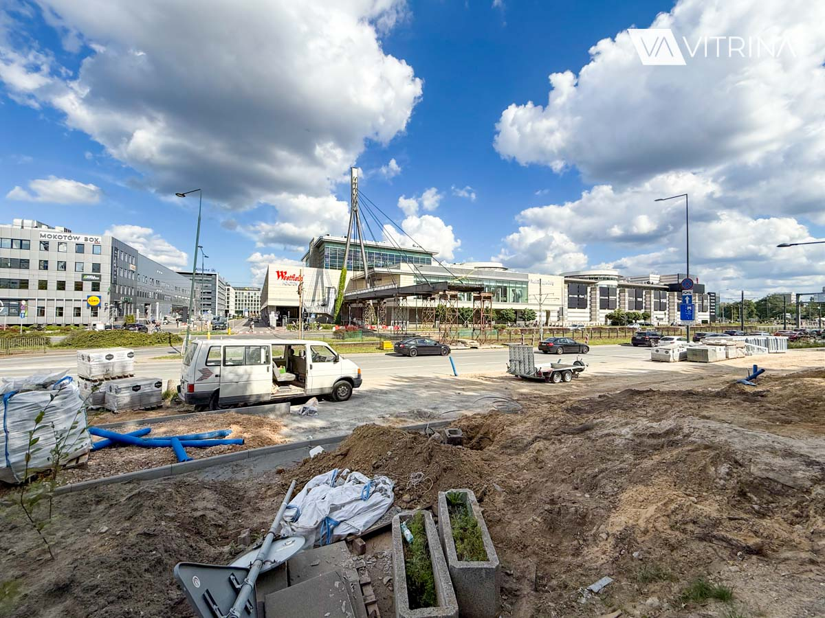 Снос пешеходного моста в Варшаве напротив Westfield Mokotów